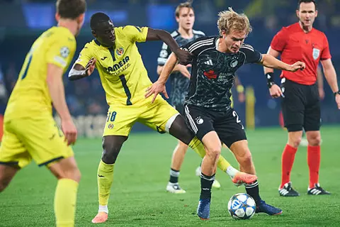 تلقى صدمة في الدقيقة 90.. فياريال يودع دوري أبطال أوروبا